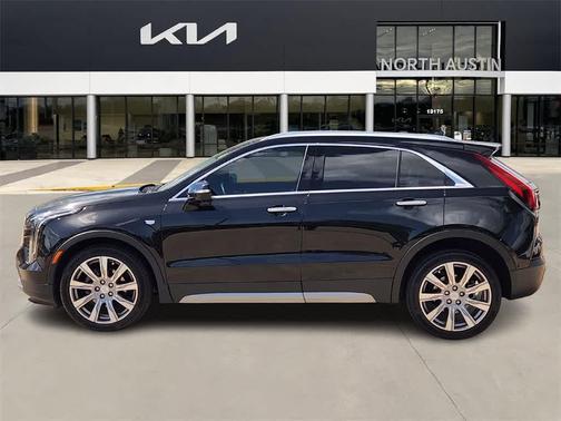 2023 Cadillac XT4 Premium Luxury