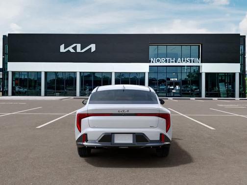 Snow White Pearl 2026 Kia K4 GT-LINE