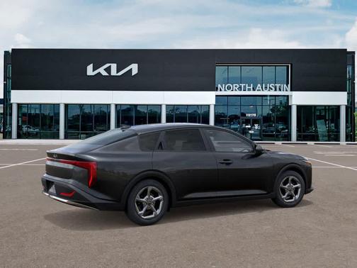 2026 Kia K4 