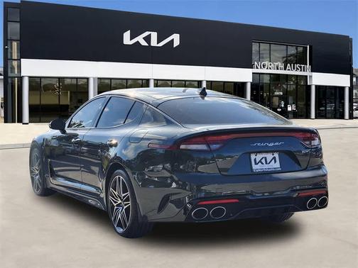 2022 Kia Stinger GT1