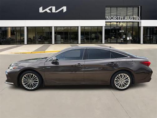 2020 Toyota Avalon Hybrid Limited