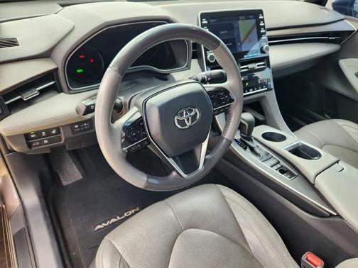 2020 Toyota Avalon Hybrid Limited