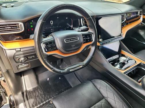 2022 Jeep Grand Wagoneer Series III