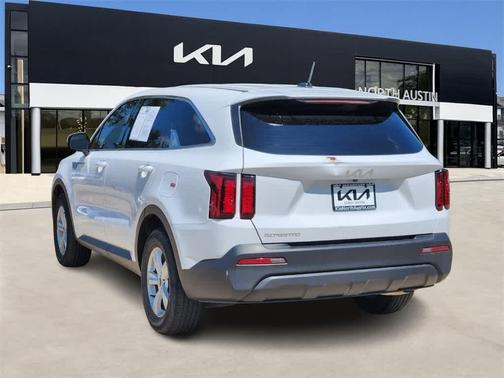 2023 Kia Sorento LX