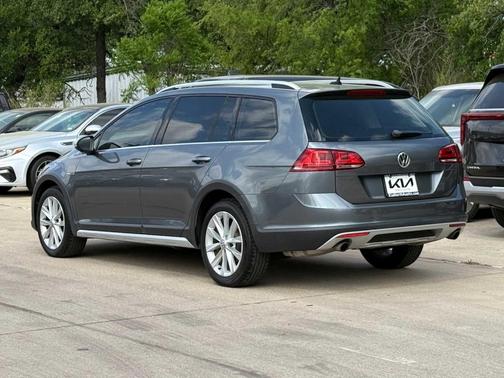 2017 Volkswagen Golf Alltrack TSI SE