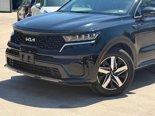 Ebony Black 2022 Kia Sorento S