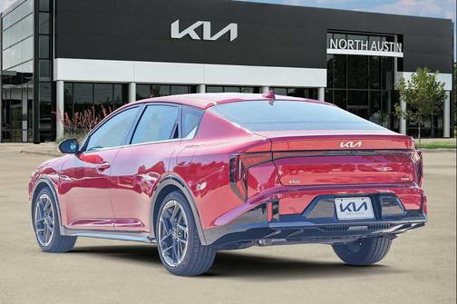 2025 Kia K4 GT-Line