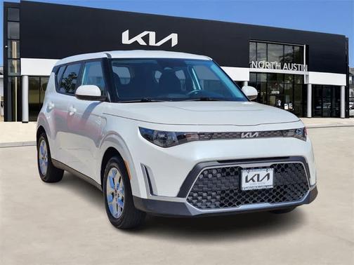 2024 Kia Soul LX