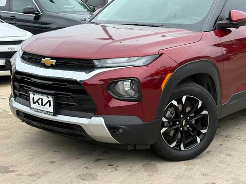 Crimson Metallic 2022 Chevrolet Trailblazer LT