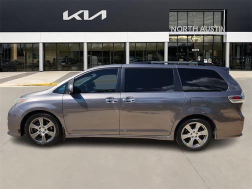 2017 Toyota Sienna SE
