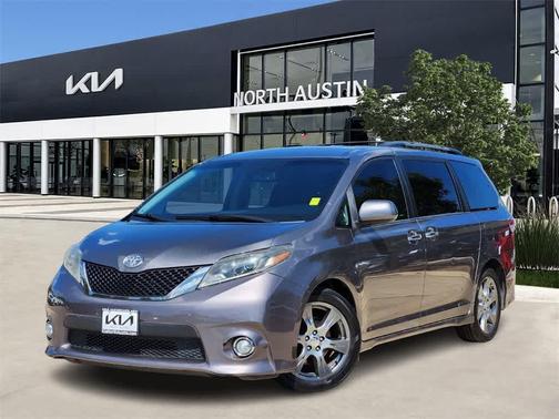 2017 Toyota Sienna SE