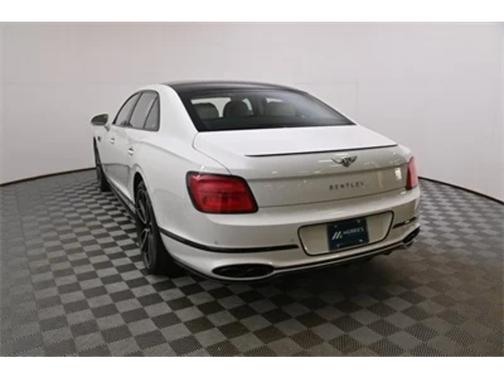 2024 Bentley Flying Spur V8