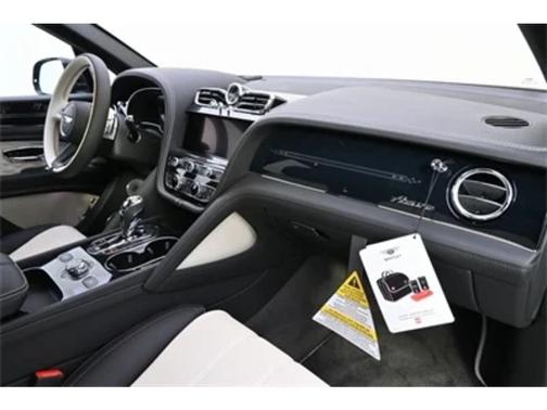 2024 Bentley Bentayga Azure V8