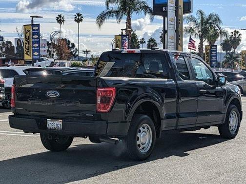 Photo 4 of 15 of 2021 Ford F-150 XL