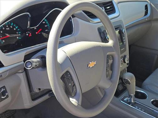 2017 Chevrolet Traverse LS