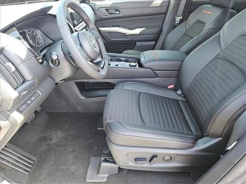 2025 Nissan Pathfinder Rock Creek 4WD