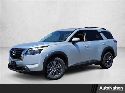 Brilliant Silver Metallic 2024 Nissan Pathfinder SV FWD