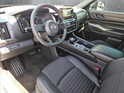 2025 Nissan Pathfinder Rock Creek 4WD