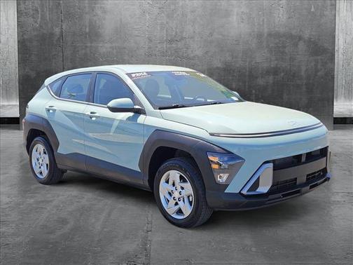 2024 Hyundai KONA SE