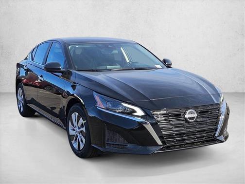 Super Black 2025 Nissan Altima S FWD