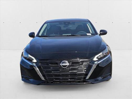 Super Black 2025 Nissan Altima S FWD