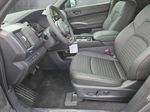 2025 Nissan Pathfinder Rock Creek 4WD