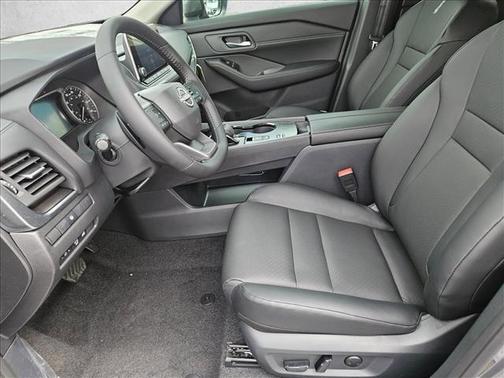 Gun Metallic 2025 Nissan Rogue SV