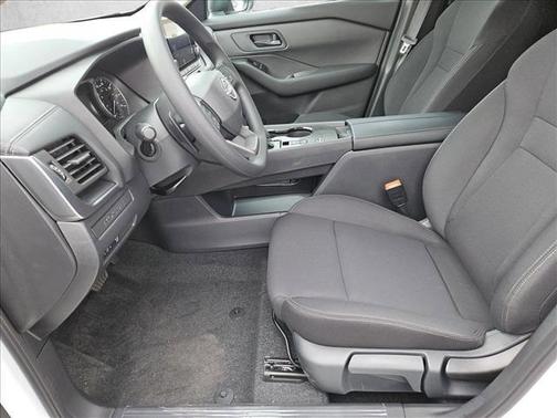 Glacier White 2026 Nissan Rogue S