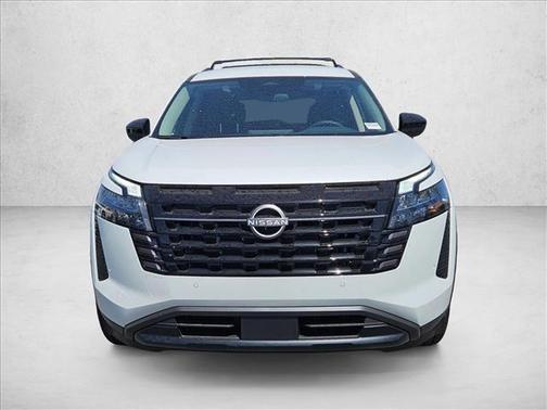 Everest White Pearl Tricoat 2026 Nissan Pathfinder SV