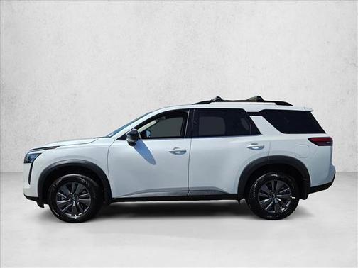 Everest White Pearl Tricoat 2026 Nissan Pathfinder SV