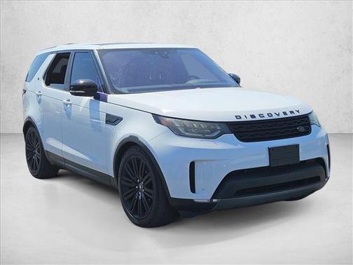Fuji White 2017 Land Rover Discovery HSE