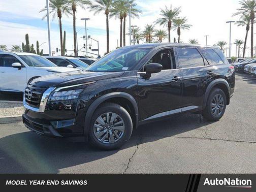 2025 Nissan Pathfinder S FWD