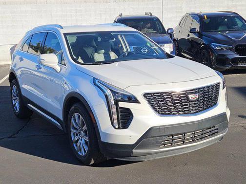 2021 Cadillac XT4 Premium Luxury