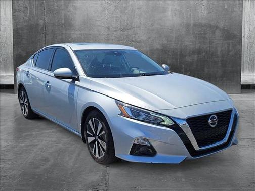 2022 Nissan Altima 2.5 SL