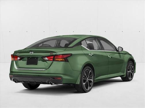 2026 Nissan Altima SR FWD