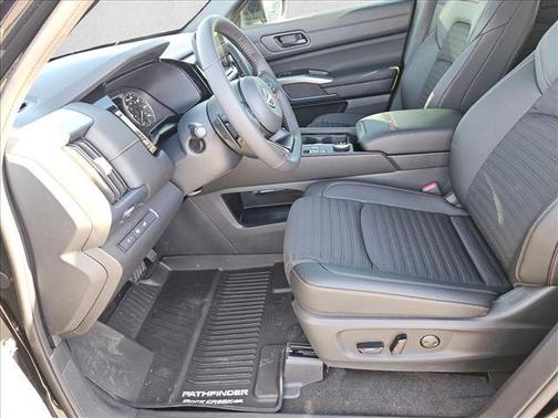2025 Nissan Pathfinder Rock Creek 4WD