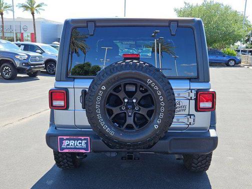 2020 Jeep Wrangler Unlimited Willys 4X4