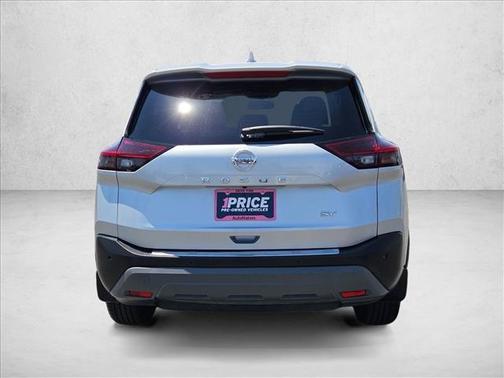Brilliant Silver Metallic 2021 Nissan Rogue SV