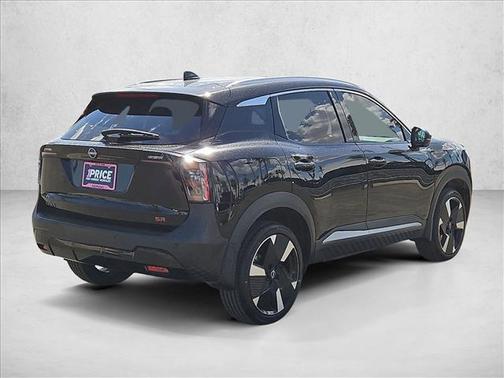 Super Black 2025 Nissan Kicks SR