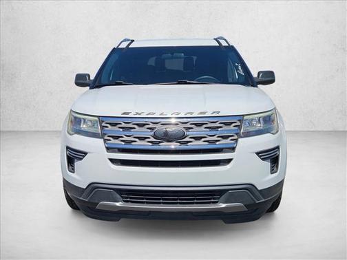 Oxford White 2018 Ford Explorer XLT