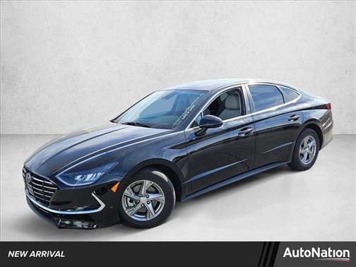 2022 Hyundai SONATA SE