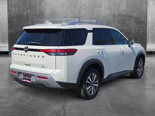2023 Nissan Pathfinder SL FWD