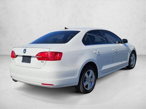 White Silver Metallic 2017 Volkswagen Jetta 1.4T S