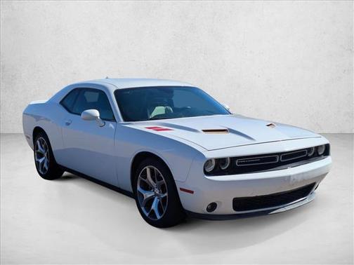 2015 Dodge Challenger SXT Plus
