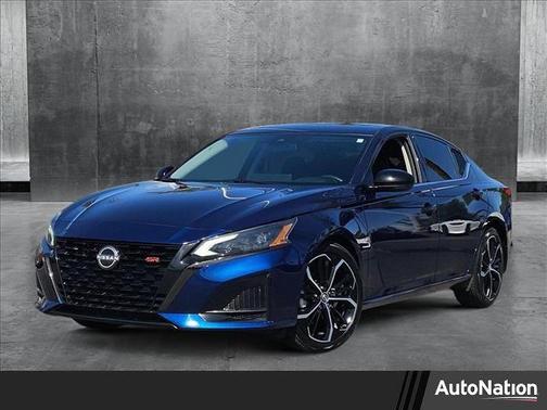 2023 Nissan Altima SR FWD