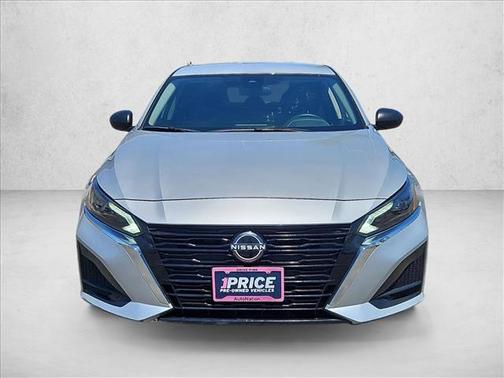 Brilliant Silver Metallic 2024 Nissan Altima S FWD