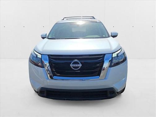 2025 Nissan Pathfinder SV FWD