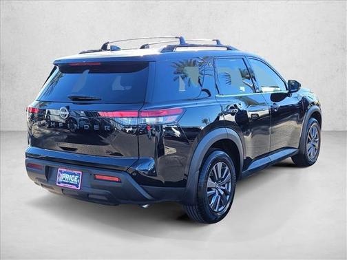 2022 Nissan Pathfinder SV 2WD