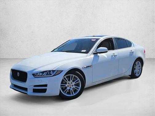 Fuji White 2018 Jaguar XE 25t Premium