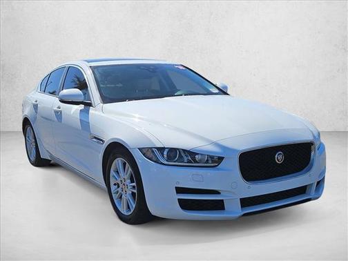 2018 Jaguar XE 25t Premium